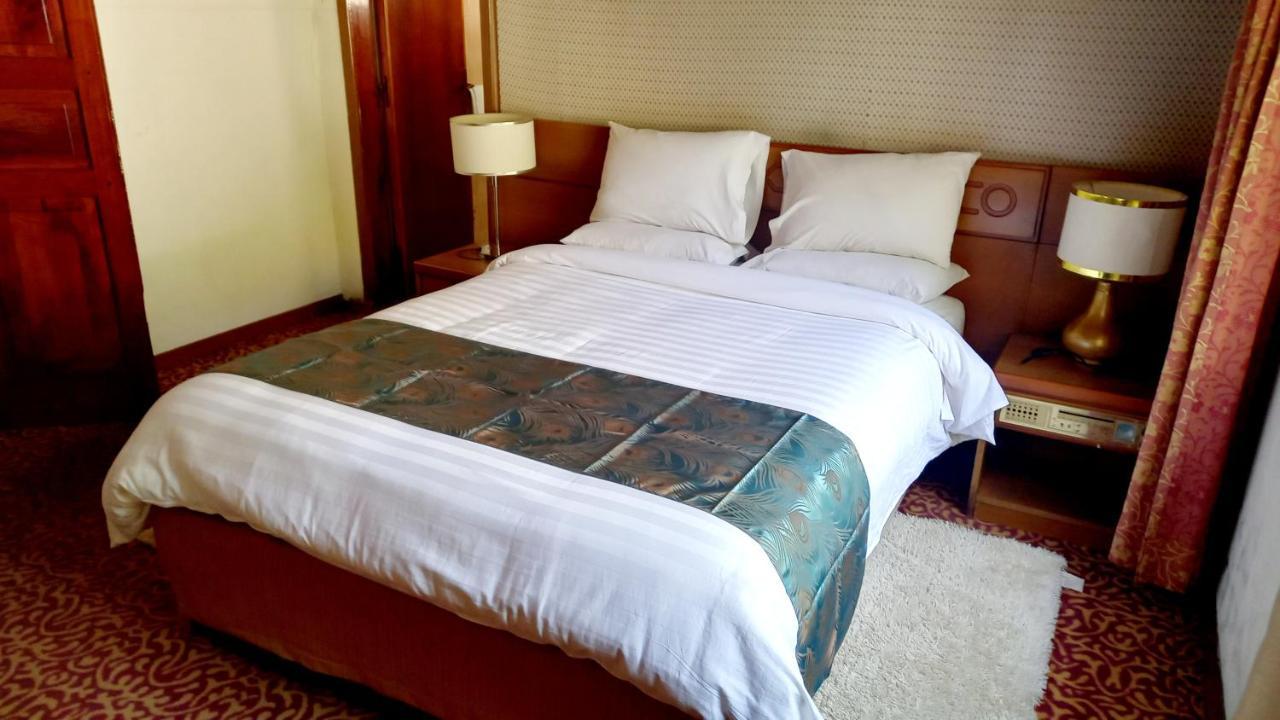 Ghion Hotel Адис Абеба Екстериор снимка